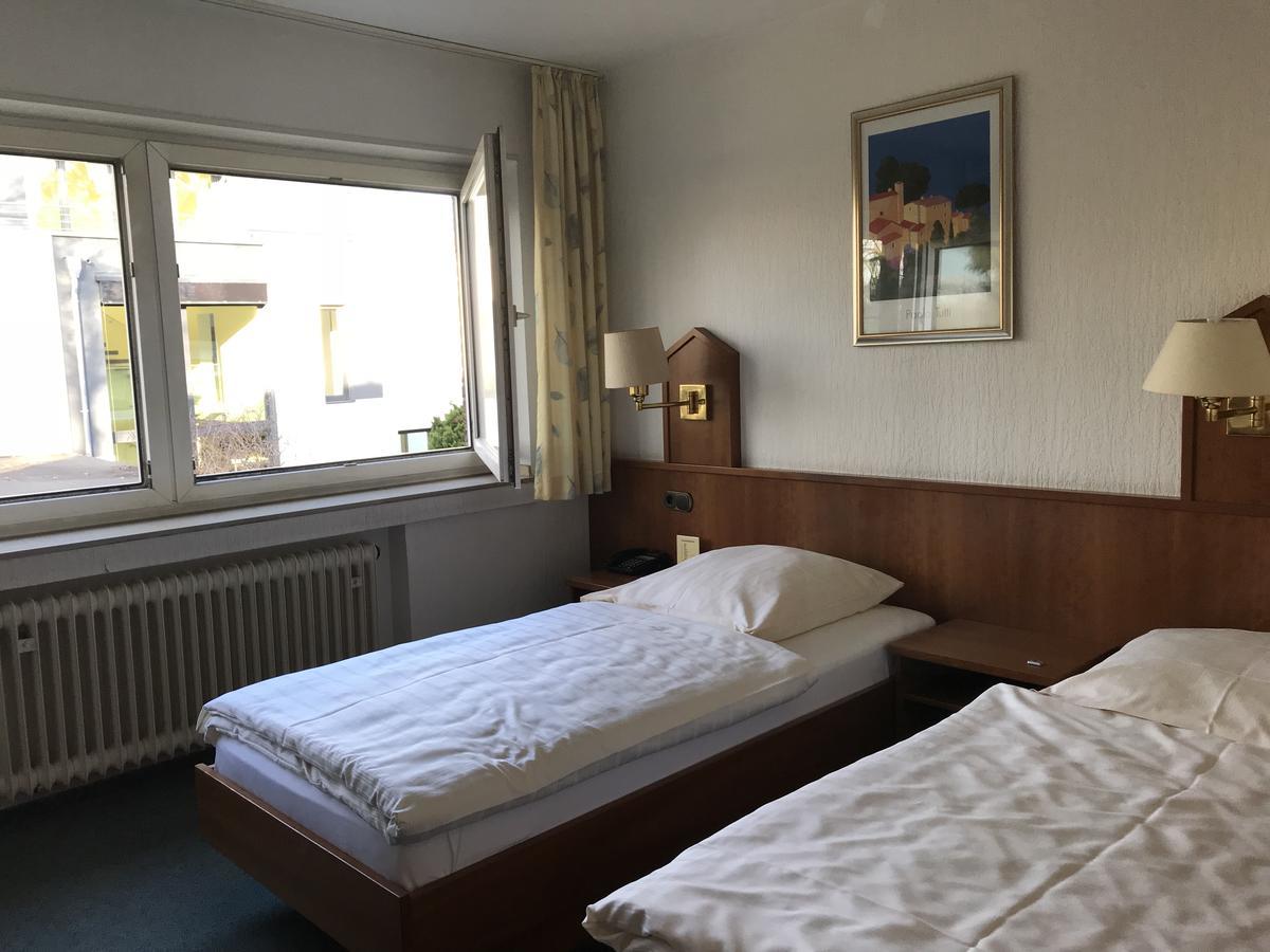 Hotel Marienhof Duesseldorf นอยส์ ภายนอก รูปภาพ